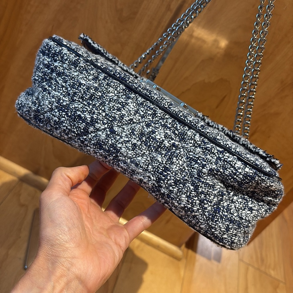 Michael Kors Sloan Large Admiral Tweed Shoulder Bag Navy Blue silver chevron - Picture 7 of 16
